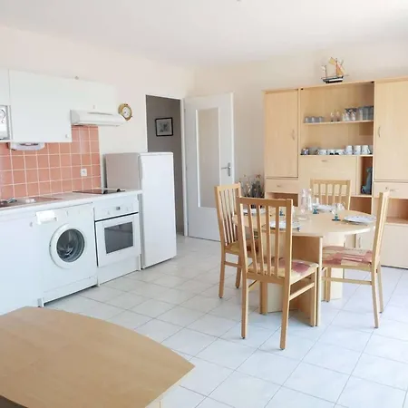 - 3 Pieces Avec Parking, Animaux Admis - Fr-1-479-167